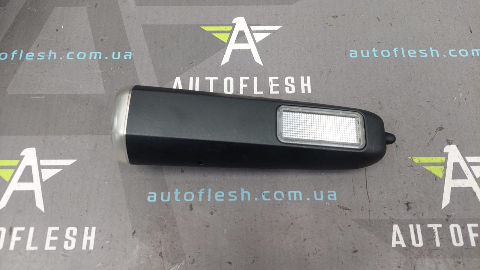 Фонарик подсветки багажника 6362Z0, 9685614080 Citroen Peugeot бу